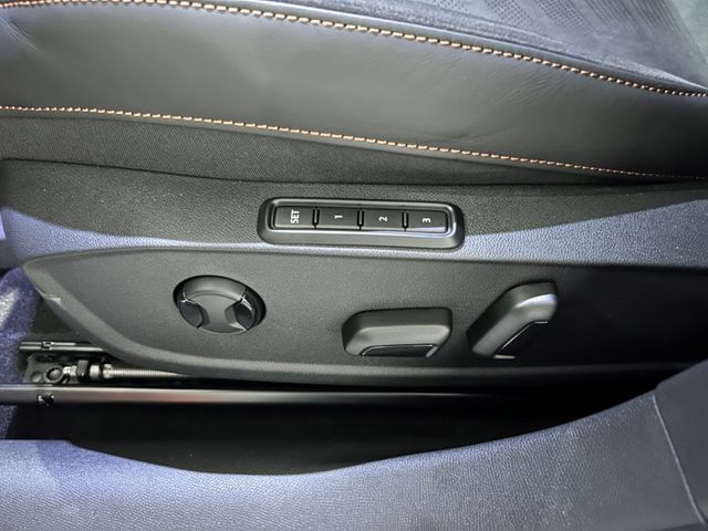 Formentor VZ Tribe Edition 2.0TSI Matrix Pano Me