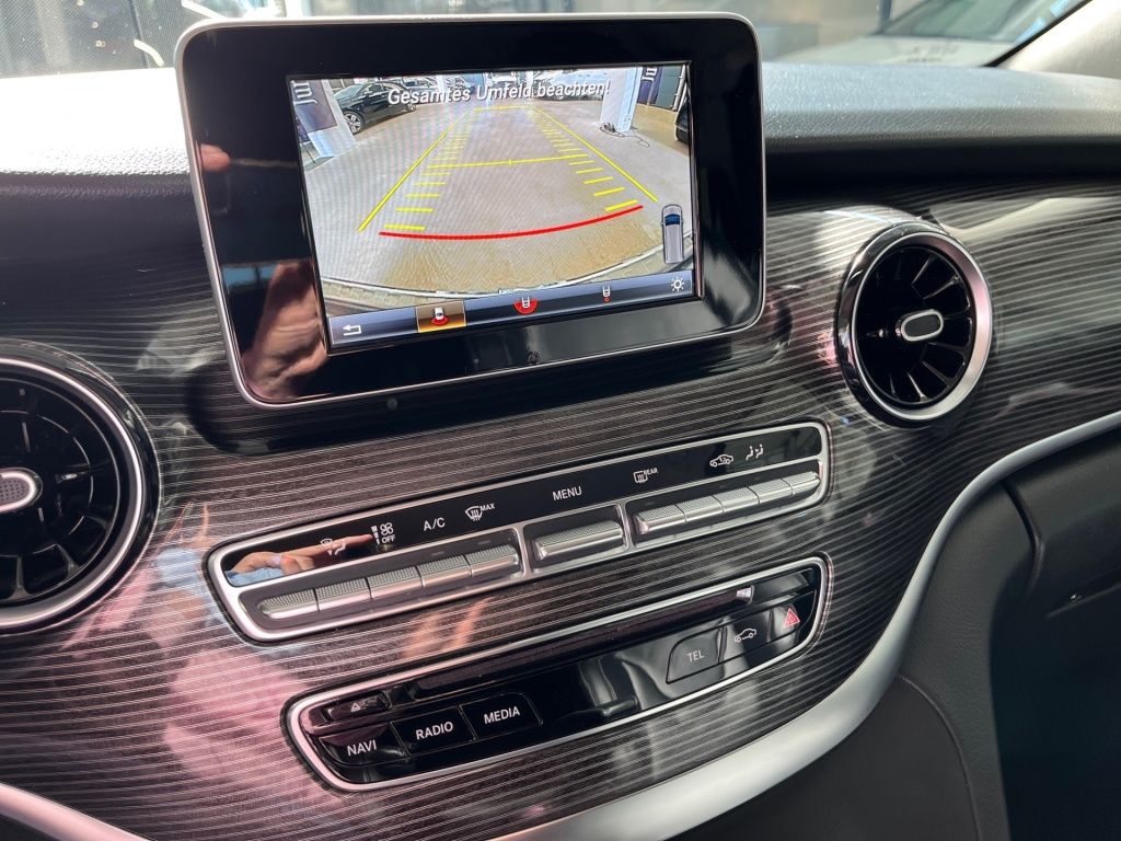 Fahrzeugabbildung Mercedes-Benz V 250 AVG extralang 7 Sitze LED 2,5t AHK ele. ST