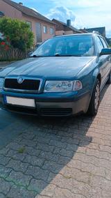 Skoda Octavia Tur kombi 2.0 Benzin 2003 - Skoda Octavia aus 2003: Kombi