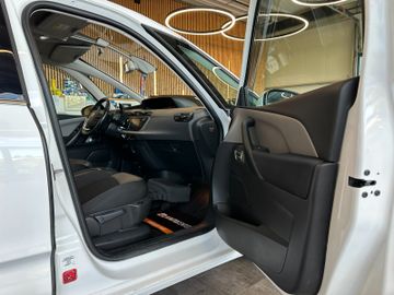 MYAUTOCENTER – Gebraucht- und Jahreswagen mit Werkstattservice in Pfaffenhofen Citroën C4 *KEYLESS*MASSAGE*TEMPO*NAVI*