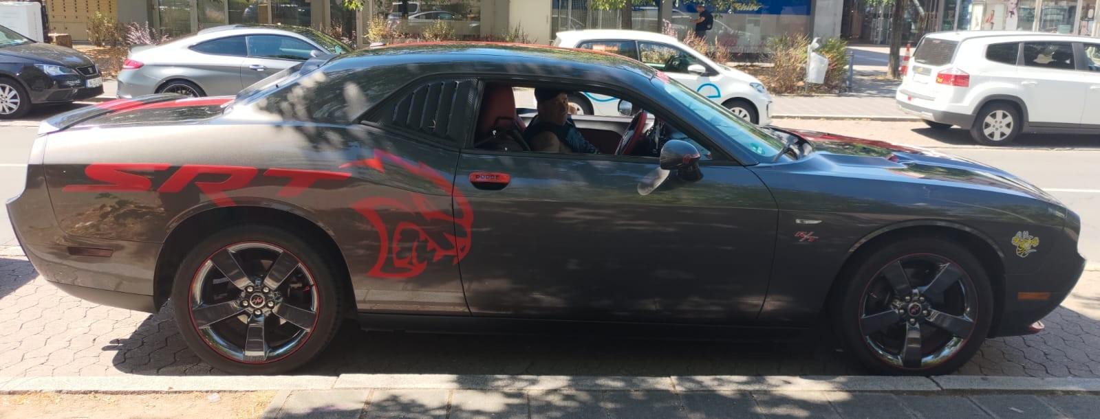 Dodge Challenger