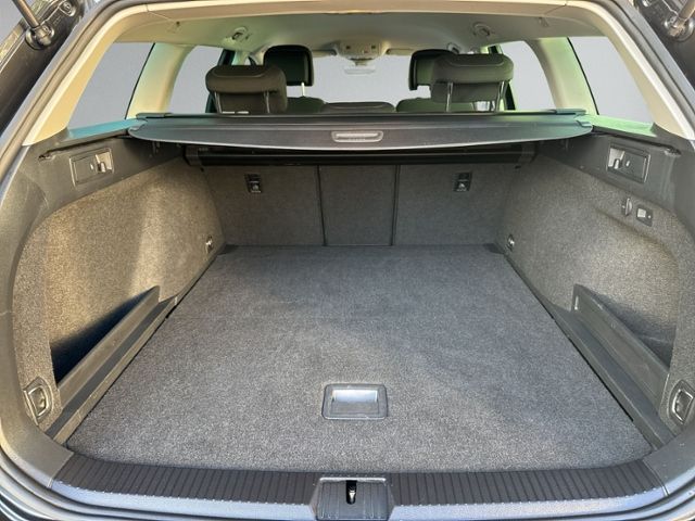 Passat Variant 2.0 TDI DSG Business AHK+RFK+NAVI