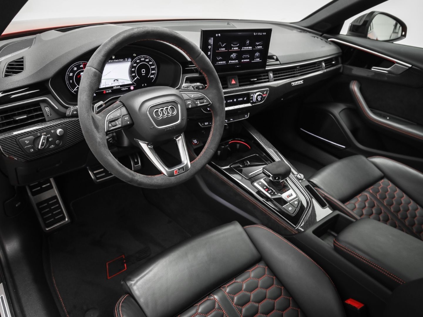 Audi RS4 Avant 2.9 TFSI quattro Pano AHK Leder Wabe foto 9