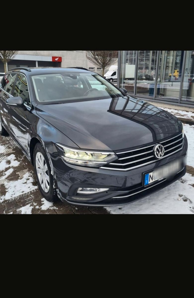 VW Passat Variant 2.0 TDI SCR DSG Variant -