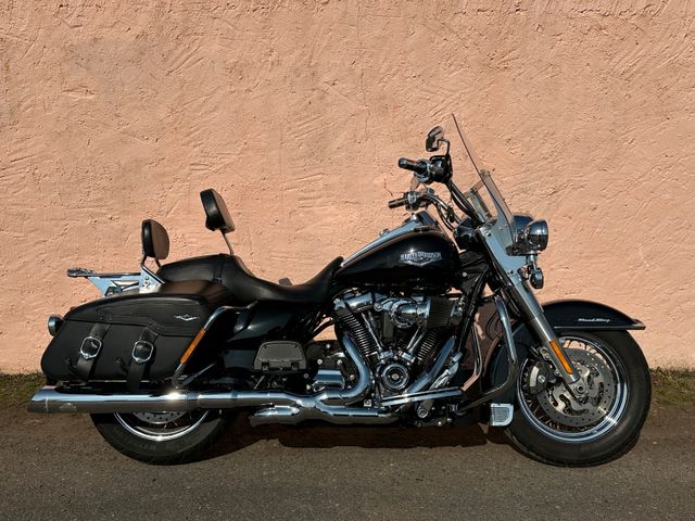 Harley-Davidson ROAD KING CLASSIC *KLAPPENAUSPUFF*5HD1