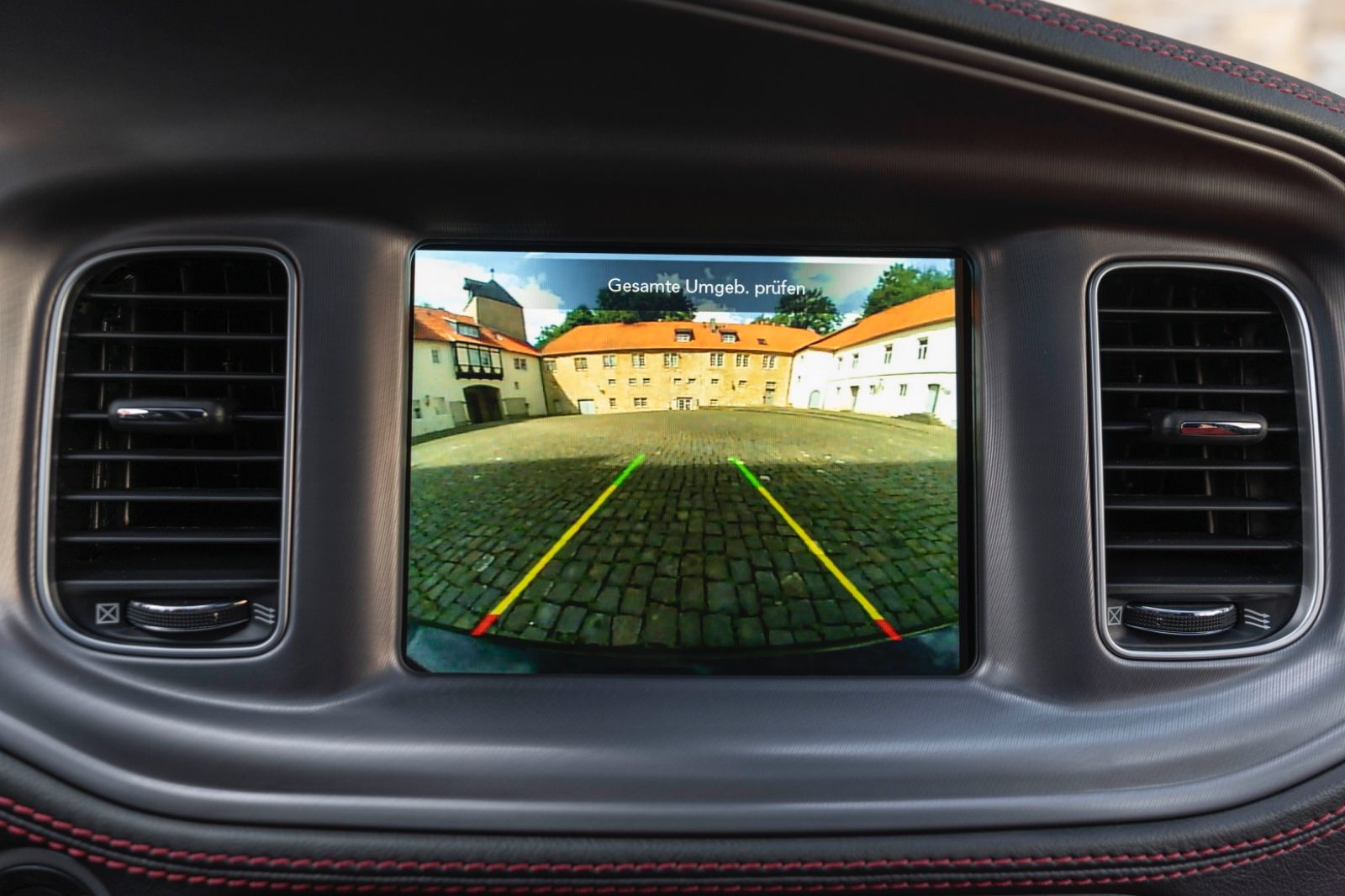 Fahrzeugabbildung Dodge Charger 6,4L SRT SCAT-PACK ALPINE KAM LED TOTW