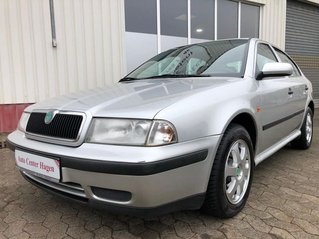 Skoda Octavia 2.0 Ambiente Automatik/Klima/SHZ/1.Hand