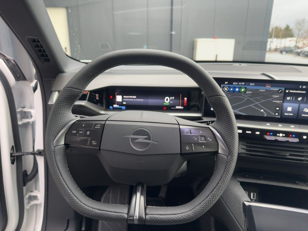 Fahrzeugabbildung Opel Grandland e, GS, HUD, elektr. Heckklappe, 360 Gr