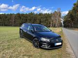 Volkswagen VW Passat Kombi / Variant - R-Line Innen und Auß - Volkswagen Passat aus 2013