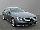 Mercedes-Benz E 220d Limo*Avantgarde*Widescreen*Ambientebeleuc - Mercedes-Benz E 220 Gebrauchtwagen in Bremen