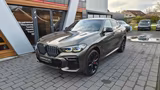 BMW X6 M50i/PANO/LASER/FONTENT/ICONICGLOW/AHK/H&K - BMW X6 M50 aus 2023