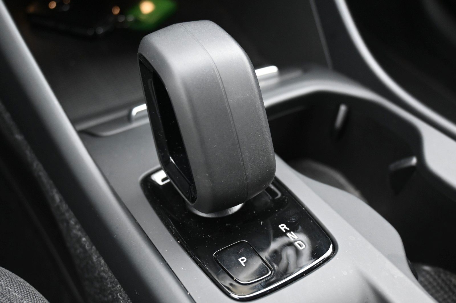 Fahrzeugabbildung Volvo XC40 T4 RC Inscription Expression*RFK*FSHZG*ACC