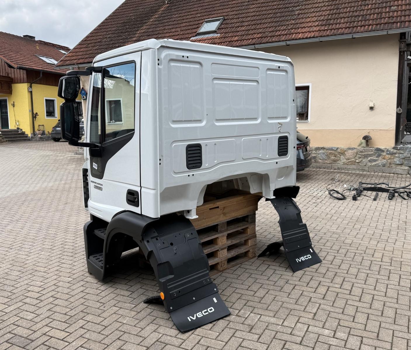 Iveco EuroCargo Kabine Fahrerhaus NEU