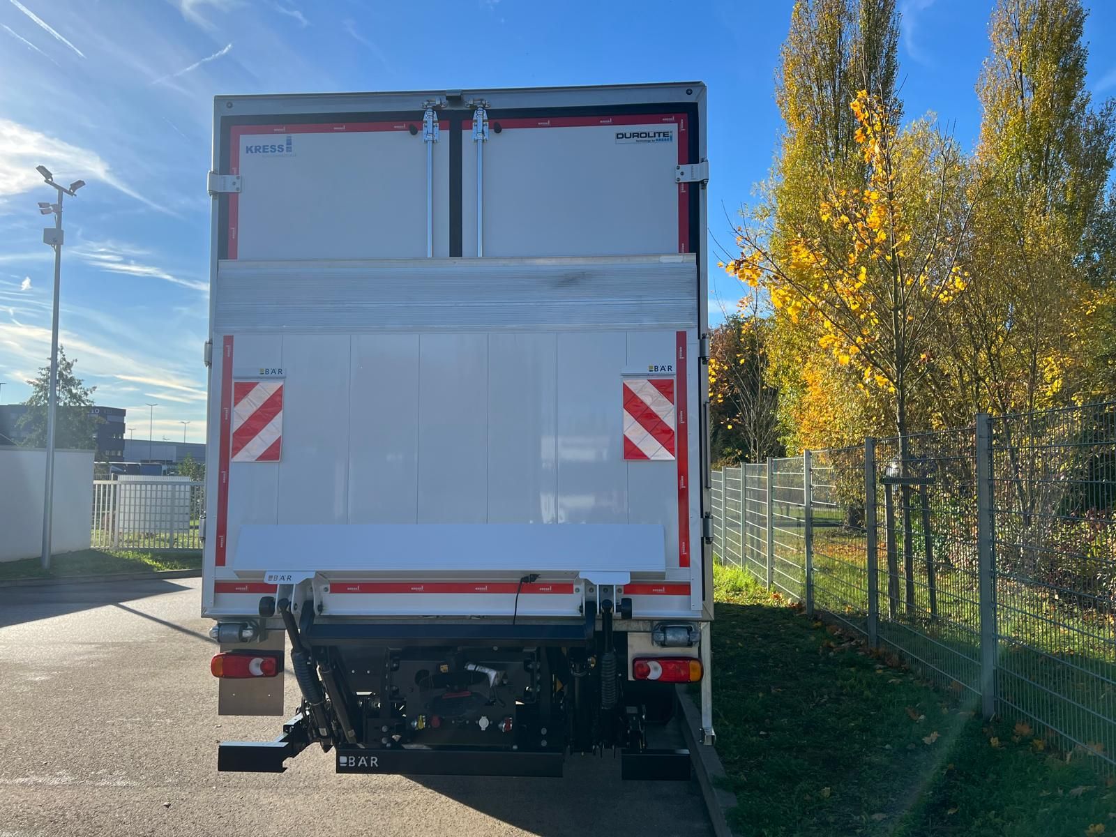 Fahrzeugabbildung DAF FA XB 310 18t Kress Kühlaufbau