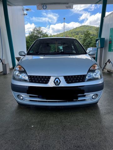 Renault Clio (wenig km,top Zustand)