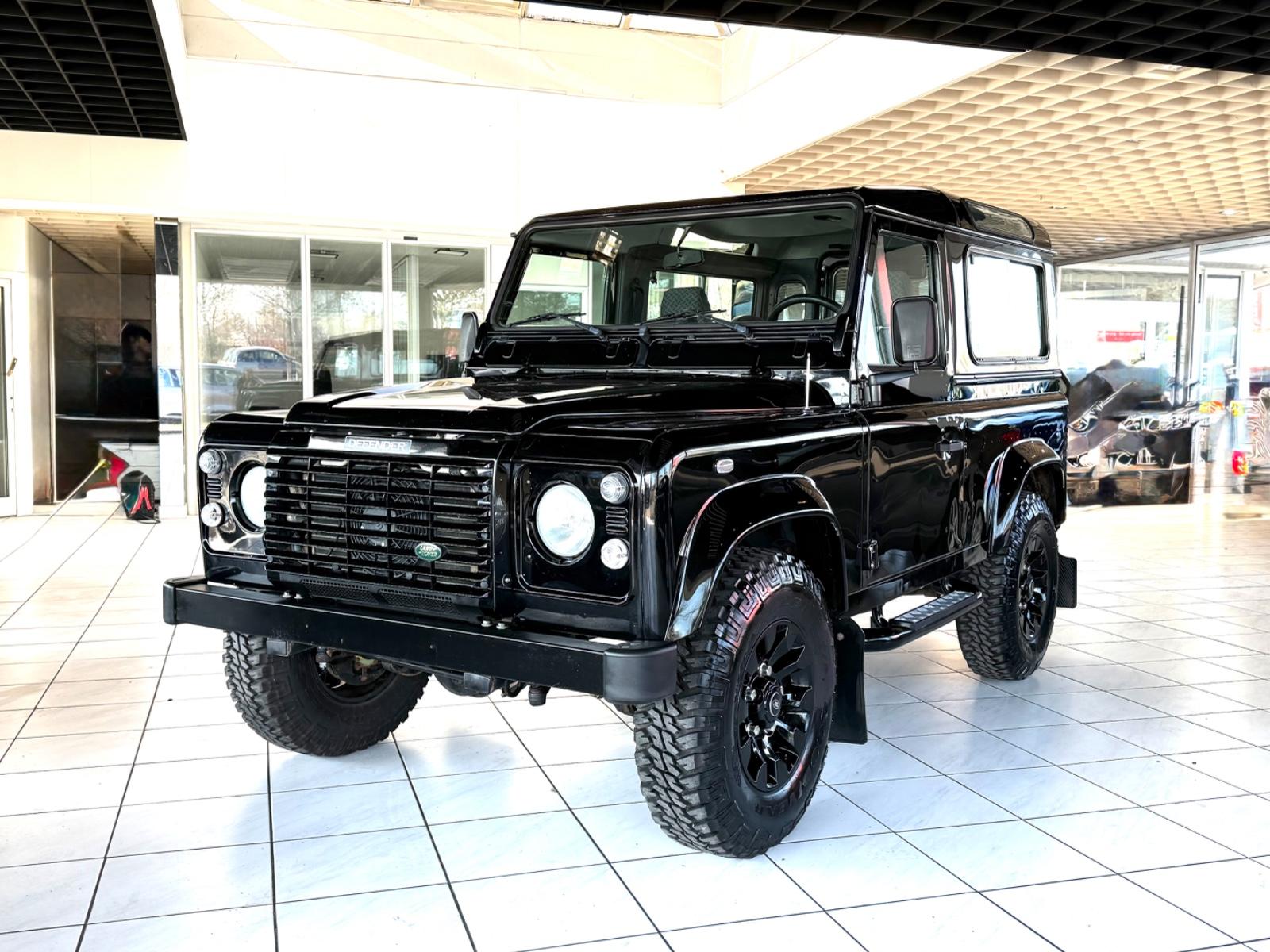 Land Rover Defender 90 TD5 P15 SE, Service Neu, Rostfrei