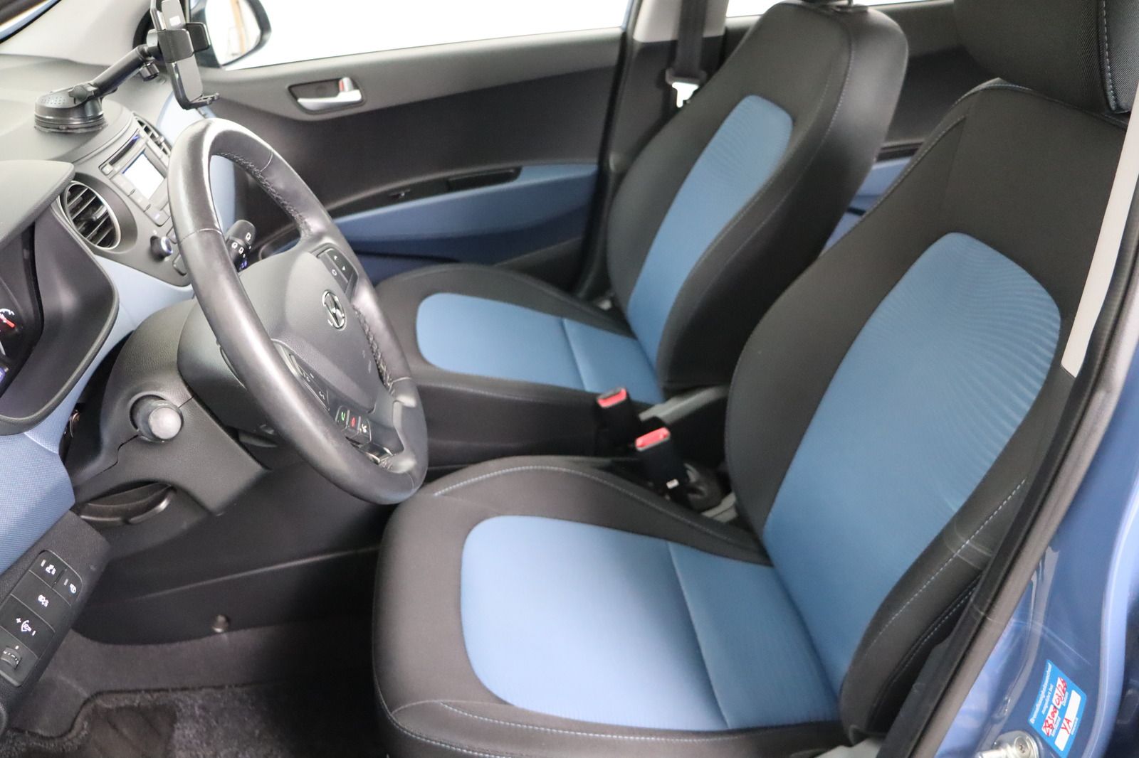 Fahrzeugabbildung Hyundai i10 1.2 Automatik aus 1. Hand * Klima * SHZ * we