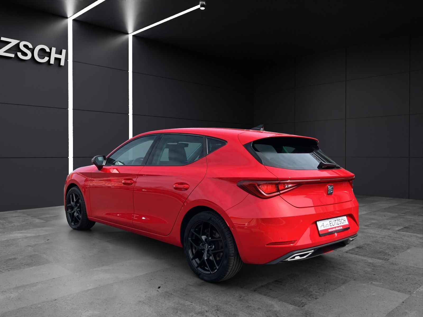 Fahrzeugabbildung SEAT Leon TSI FR Fahrschule - LED AHK Navi GRA Park-A