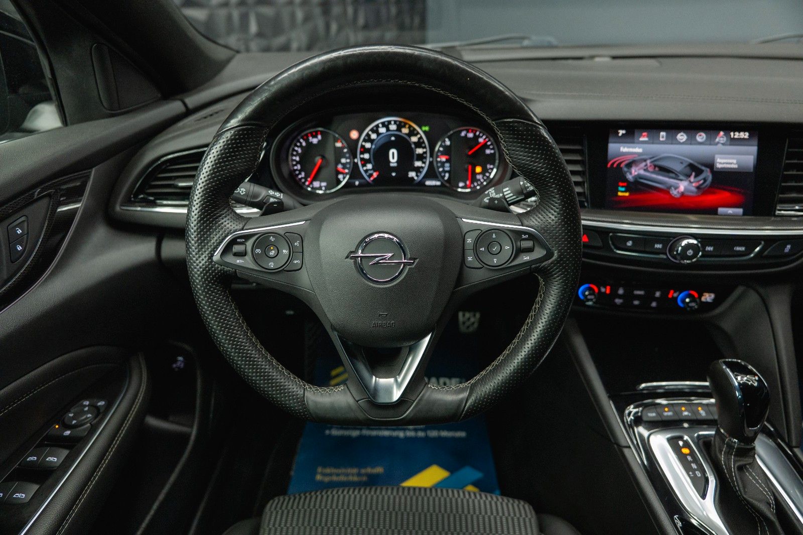 Fahrzeugabbildung Opel Insignia B Sports Tourer GSi 4x4 *ACC*LED*HU*DAB