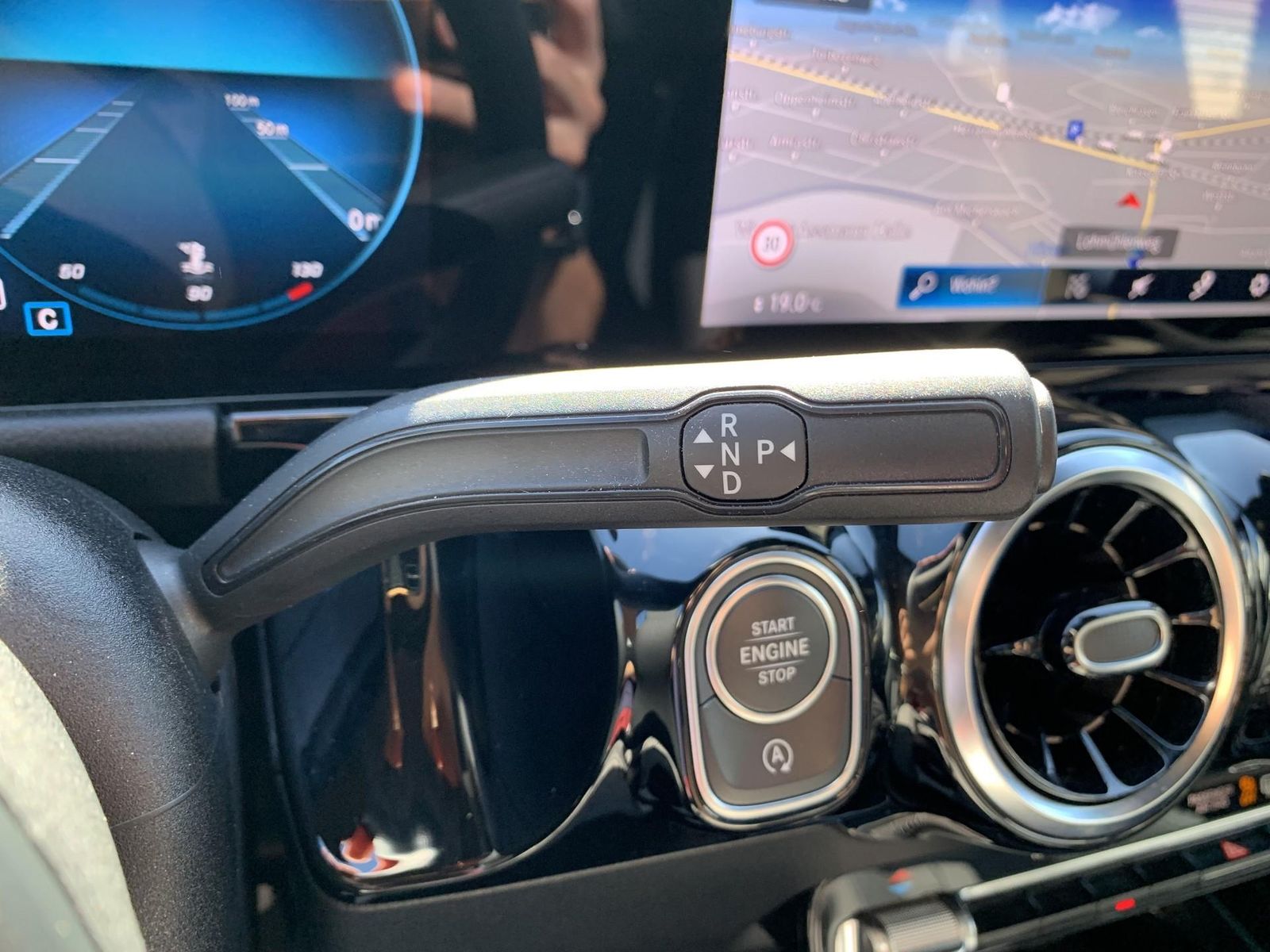 Mercedes-Benz GLA 200d 4MATIC Navi+Widescreen+Kamera+elKlappe foto 21