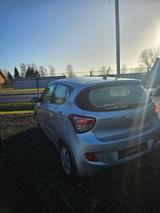 Hyundai i10 Intro Edition - silberne Hyundai i10