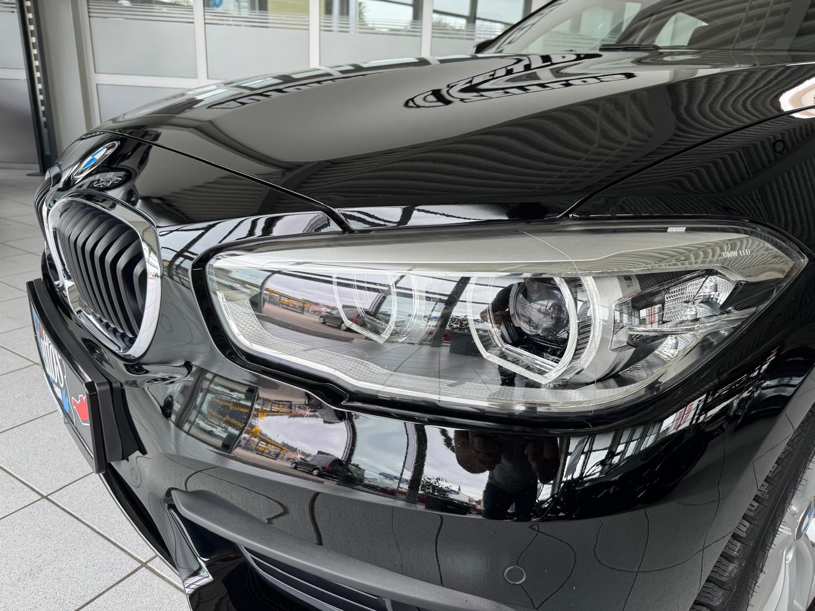 BMW 120i Advantage*Automatik*Navi*Tempo*SHZ*PDC*LED*