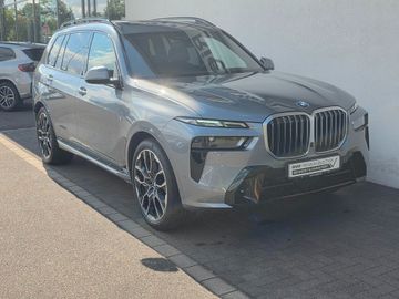 BMW Leasingangebot: BMW X7 xDrive40d M Sportpaket*eff. Zins ab 3,49%*