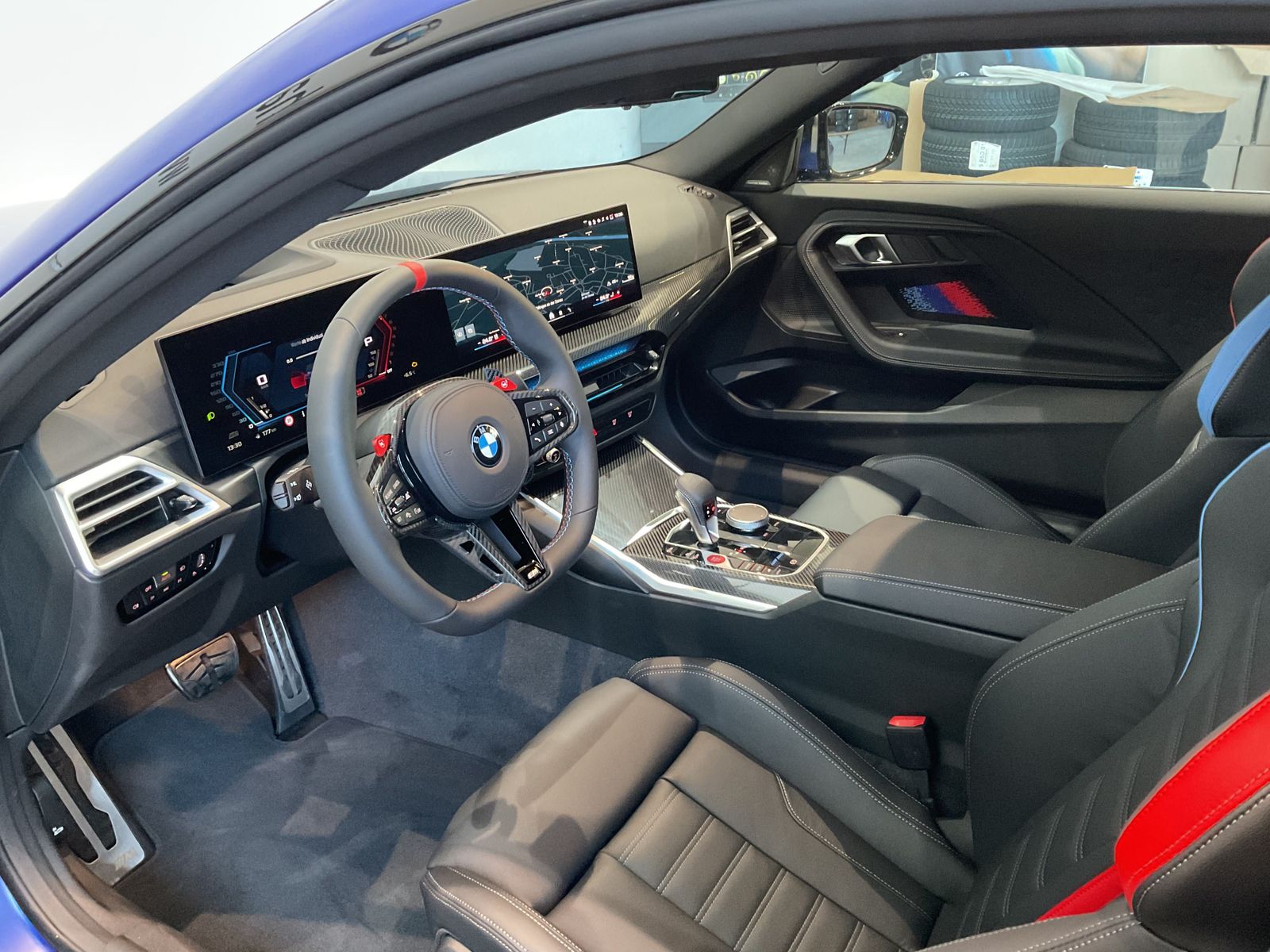 Fahrzeugeinzelansicht 7 Fahrzeugabbildung BMW M2 Coupé HK Hifi, M Driver's Package, M Sportsit