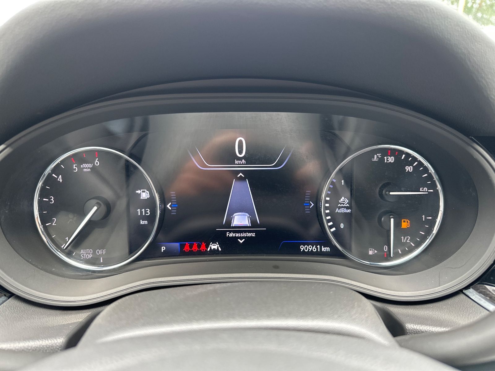 Fahrzeugabbildung Opel Insignia ST 2.0 D Ultimate AT NAV+LED+ACC+KAMERA