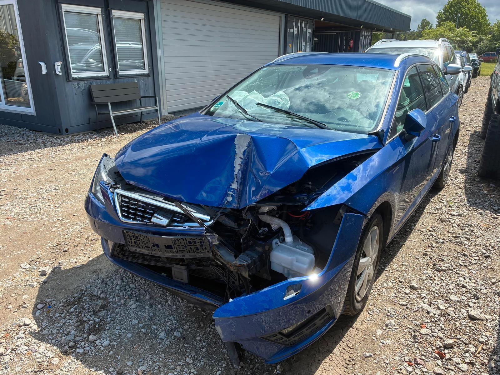 Seat Leon ST Xcellence/Bitte Text lesen