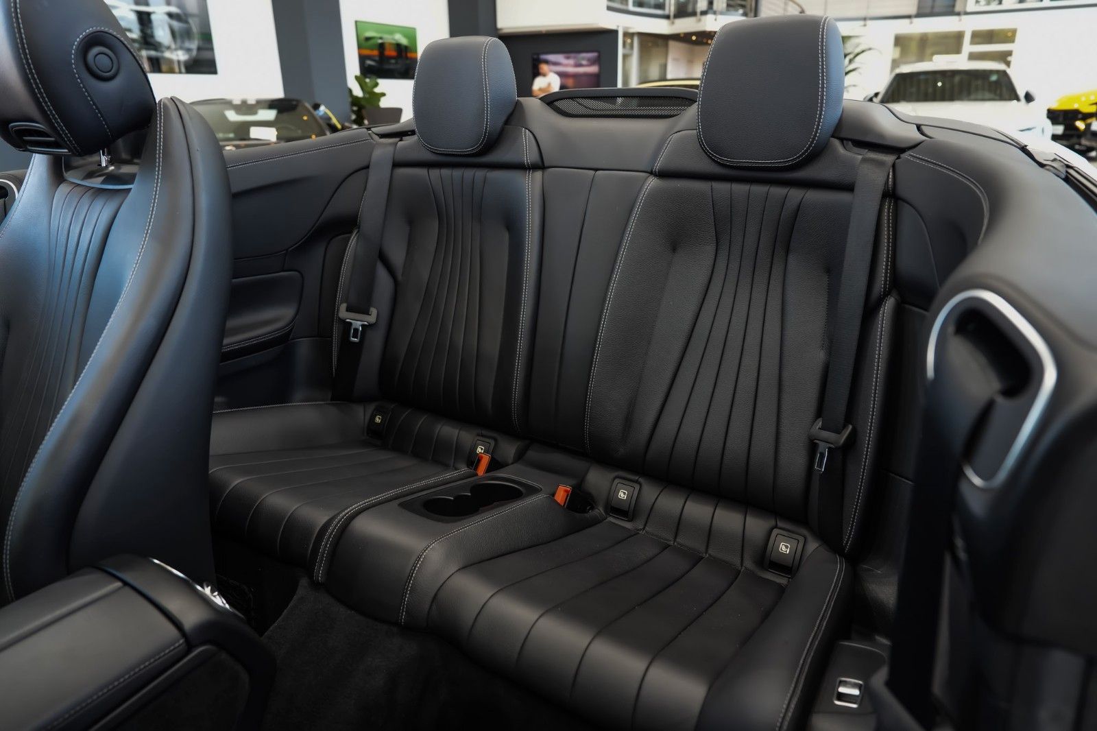 Mercedes-Benz E 220 d Cabrio*AMG-LINE*LEDER*MULTIBEAM*COMAND* foto 13