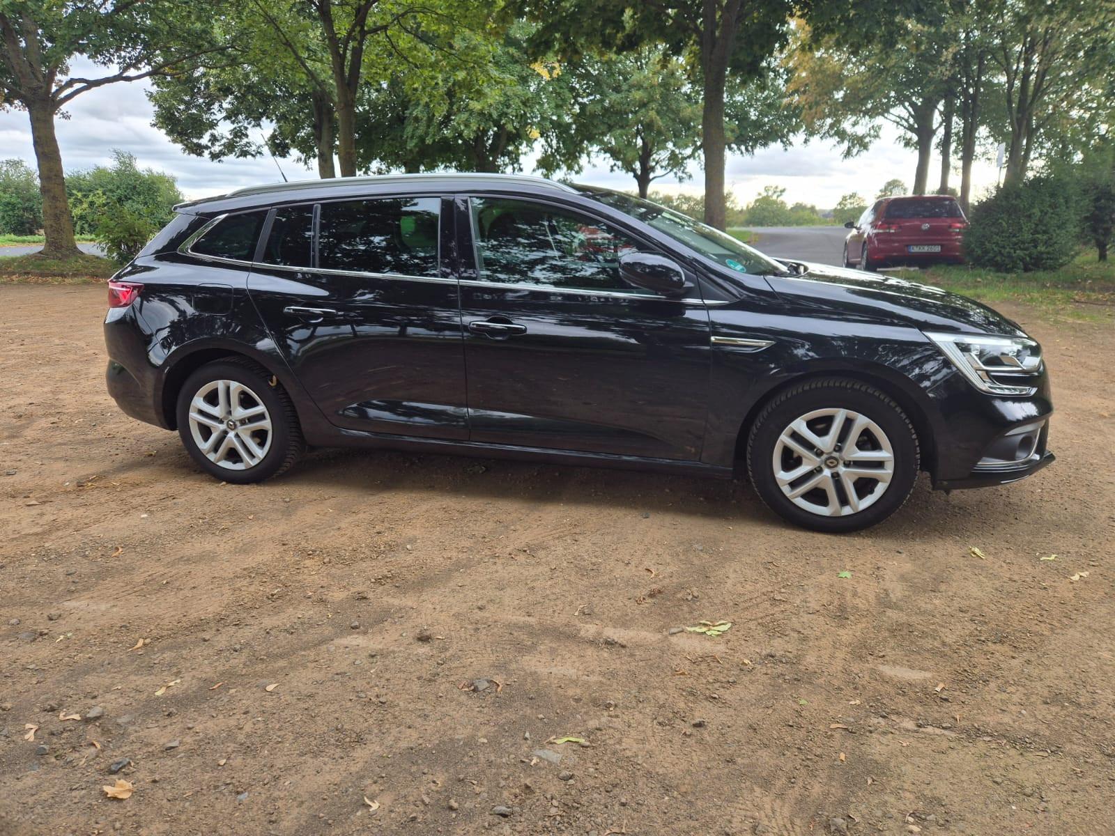 Renault Mégane IV Grandtour Limited | 140 PS 