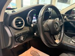 MERCEDES-BENZ C 350 eT Avantgarde Airmatic Distronic+ Pano AHK
