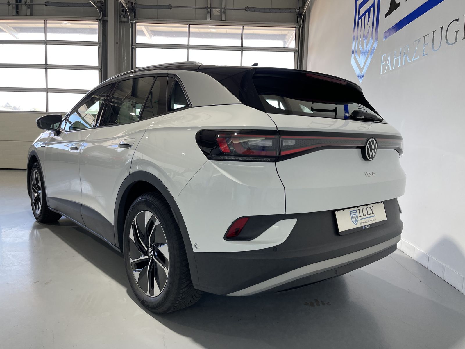 Fahrzeugabbildung Volkswagen ID.4 Pro Performance 150 kW*LED*AHK*Cam*Navi*WP*