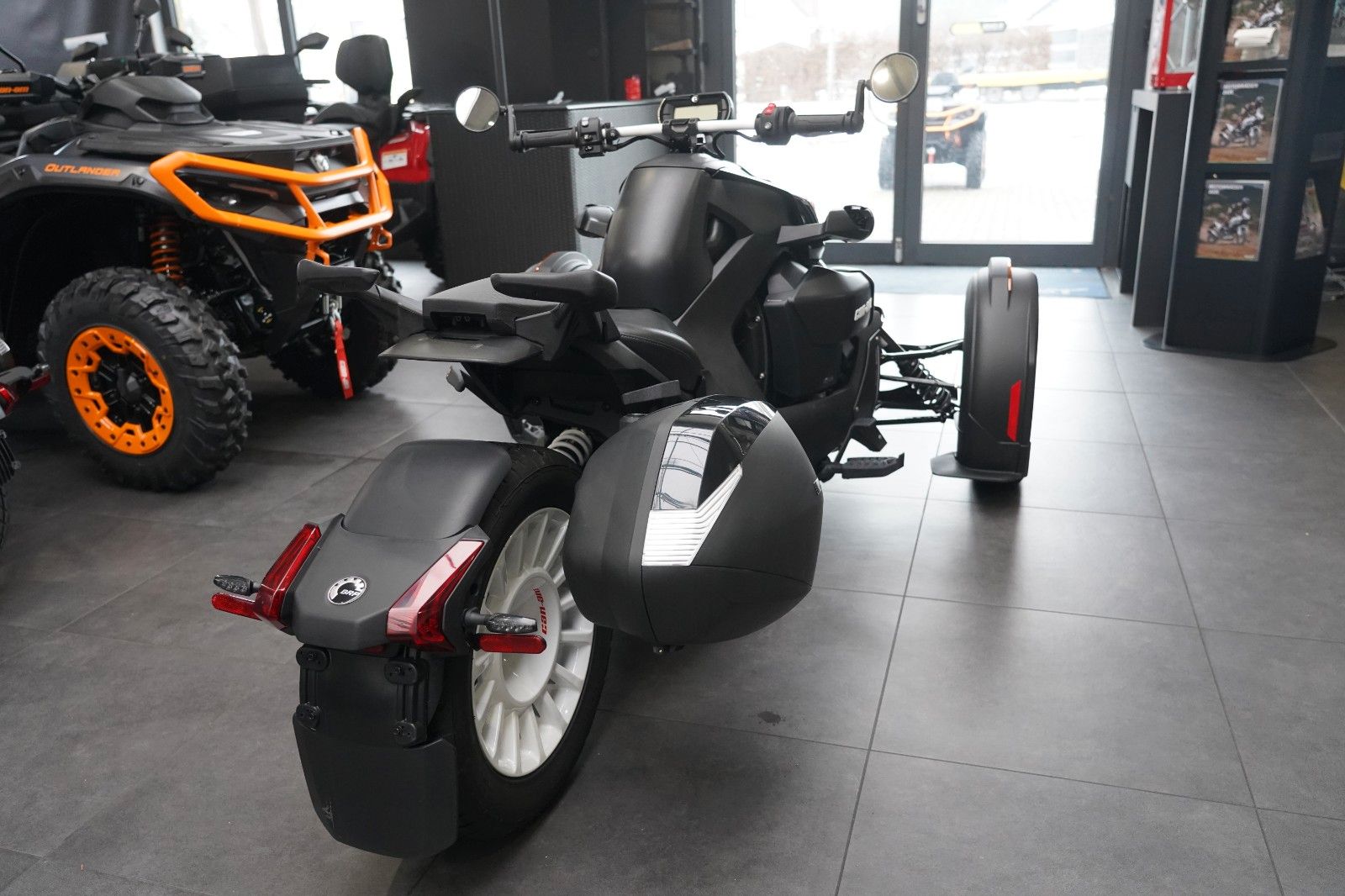 Fahrzeugabbildung Can Am Ryker 900 Rally + Zubehör Neuwertig