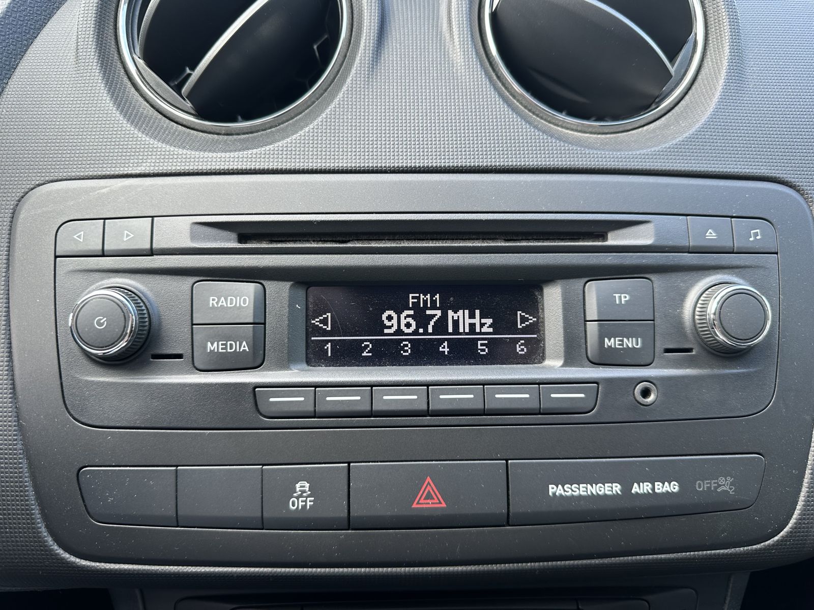 Fahrzeugabbildung SEAT Ibiza 1.4 Style Salsa NAV+SHZ+CLIMATRONIC+2Hd