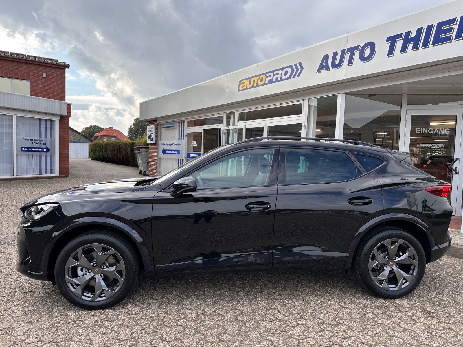 Fahrzeugabbildung CUPRA Formentor 2.0 TSI 4Drive AHK/ACC/LED/SHZ/RFK/PDC