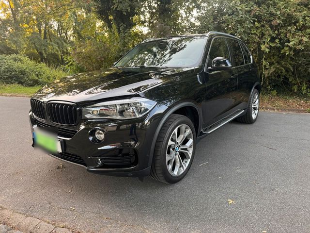 BMW X5 F15 40d  10/26 Tüv