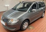 Volkswagen Touran United 1.6*7-SITZER*STANDHZG*2.HAND* - Volkswagen Touran aus 2008