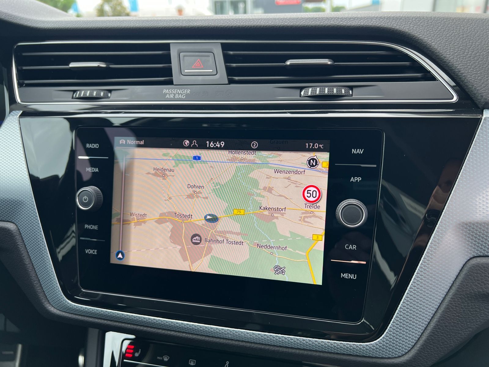 Fahrzeugabbildung Volkswagen Touran Comfortline 2.0 TDI DSG *R-Line Ext., AHK
