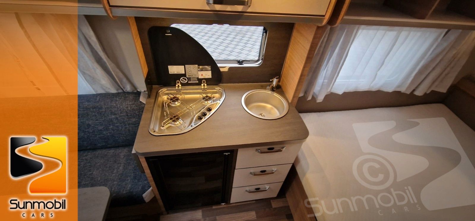 Fahrzeugabbildung Weinsberg CaraOne 450 FU 1.500 kg Steckdosen Plus-Paket