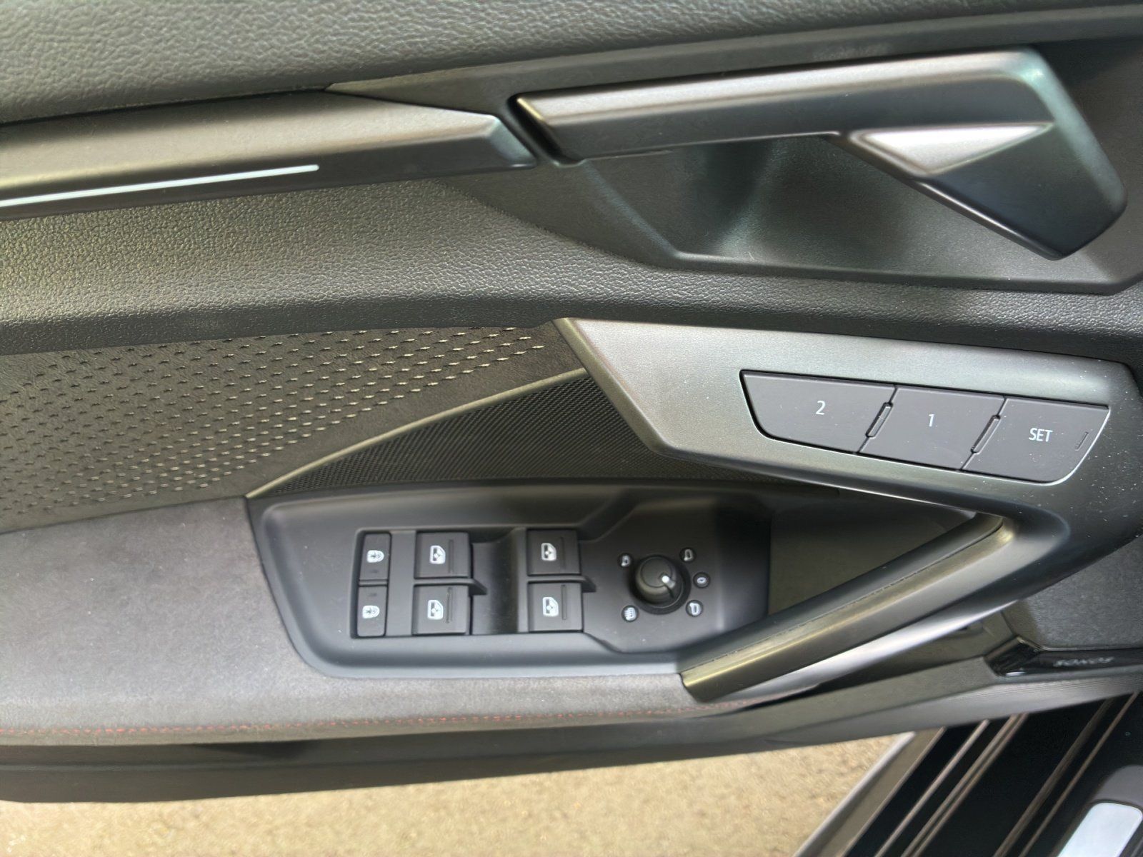 Fahrzeugabbildung Audi RS 3 Limousine 2.5 quattro TFSI HUD,Kamera,LED