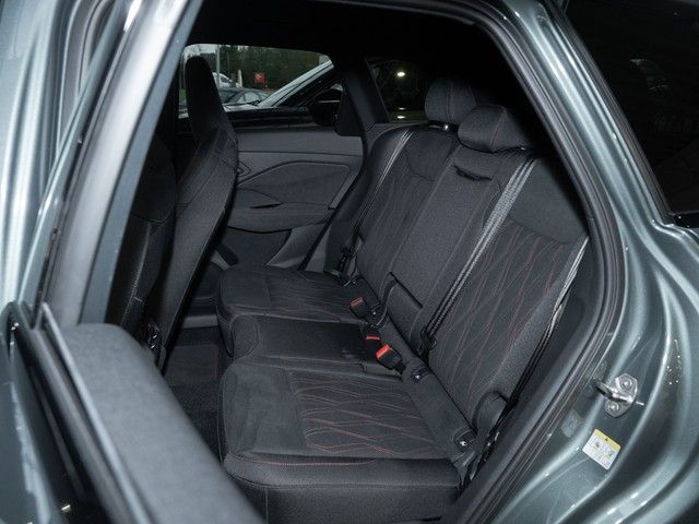 Audi Q3 SUV TFSI S line TECH-PRO+HUD+AHK+360°+SO