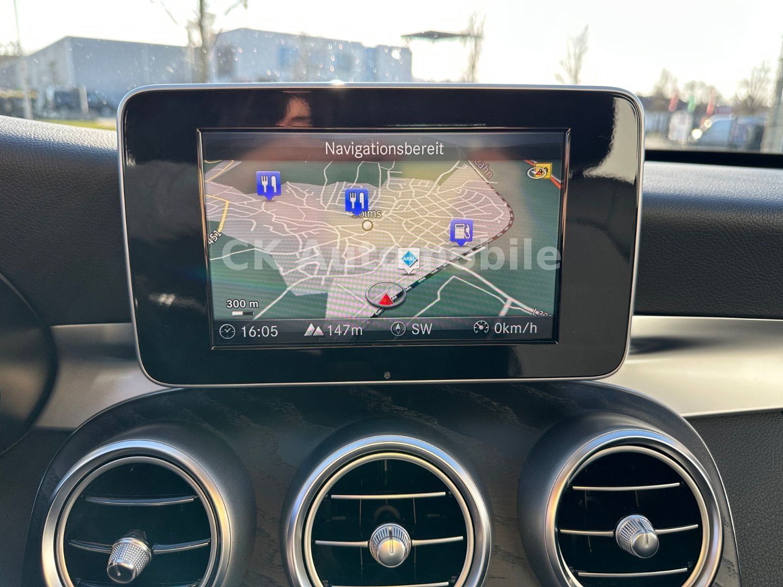 Fahrzeugabbildung Mercedes-Benz C 200 CGI Lim. Avantgarde Autom./Navi/LED/ILS