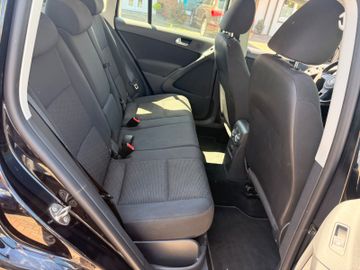 Volkswagen Tiguan - 7