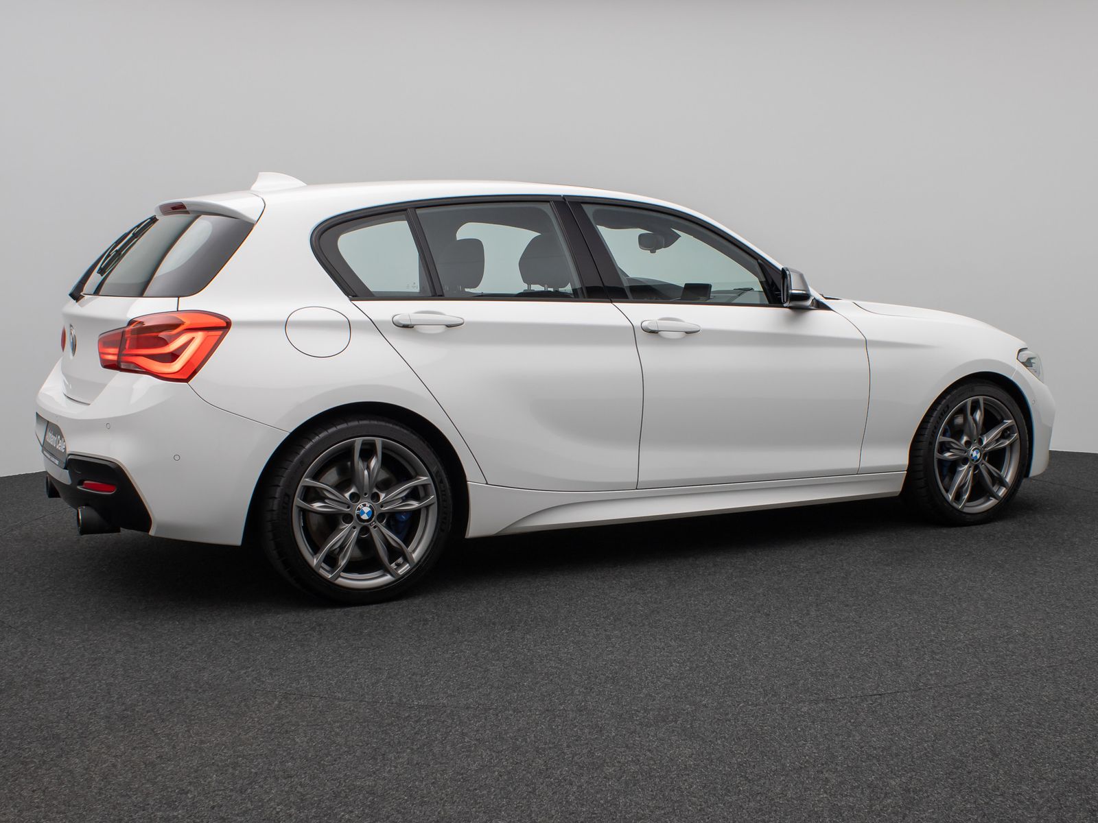 Fahrzeugabbildung BMW M135i xD Parkassist Glasdach H/K NaviPr Komfort
