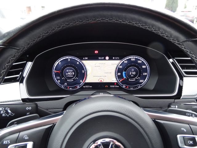 Fahrzeugabbildung Volkswagen Passat/Highline/2xR-Line/LED/Virtual/Kam/Leder/