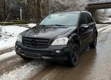 Mercedes-Benz Mercedes Benz ML 420 W164 4-Matic - Mercedes-Benz ML 420 mit Diesel-Antrieb