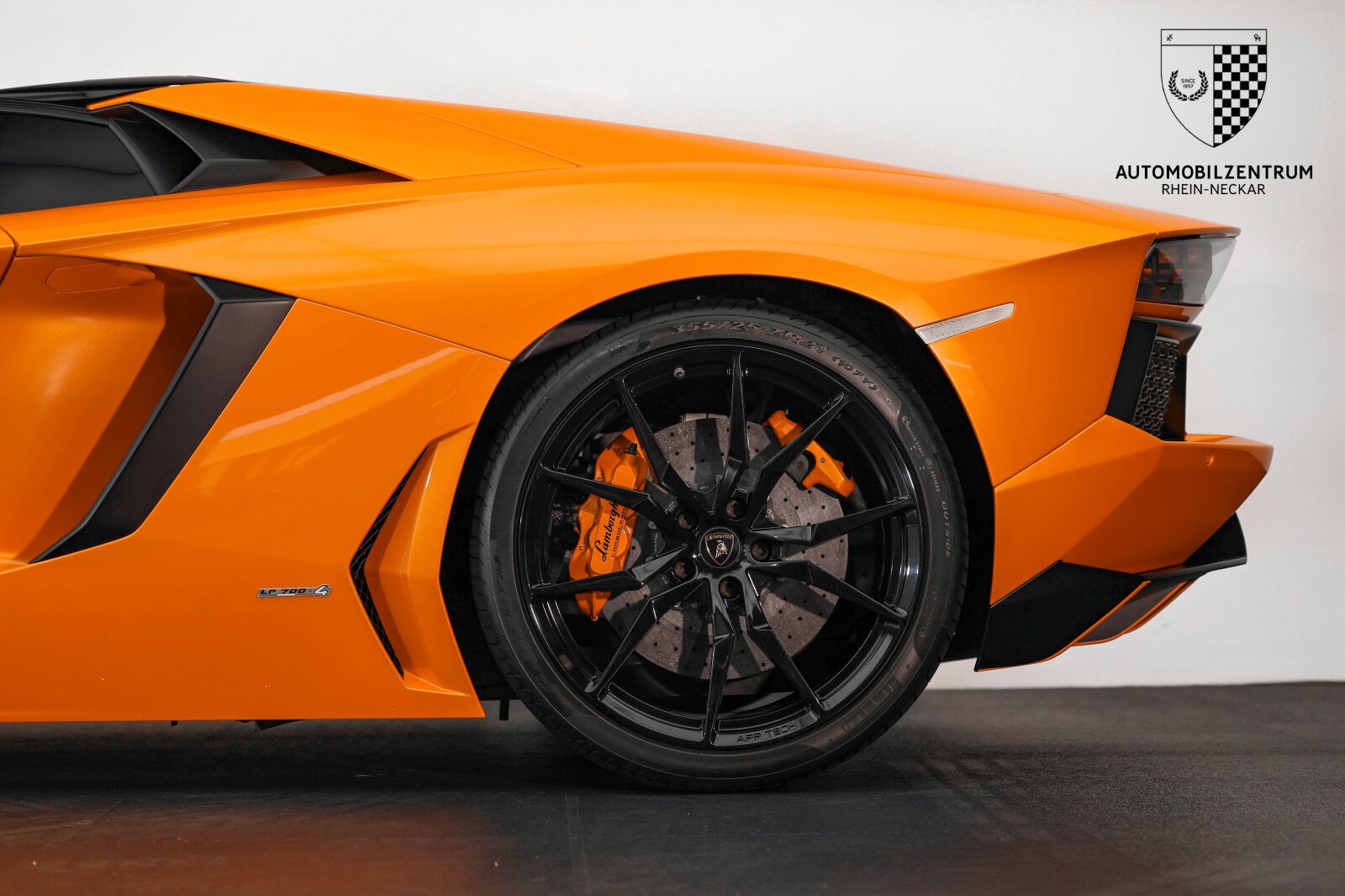Lamborghini Aventador - Bild 14