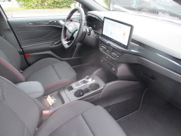 Ford Focus Turnier ST-Line Automatik  5J Garantie